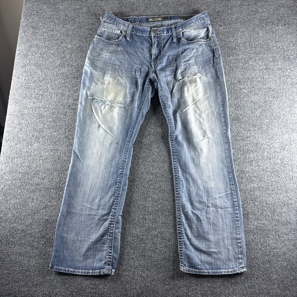 BKE Buckle Derek Jeans Mens 34R Blue Relaxed Bootcut Whiskered Distressed Denim